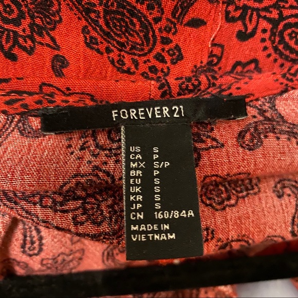 FREE ADD ON/PRICE NEGOTIABLE - Forever 21 cardigan - Picture 3 of 5